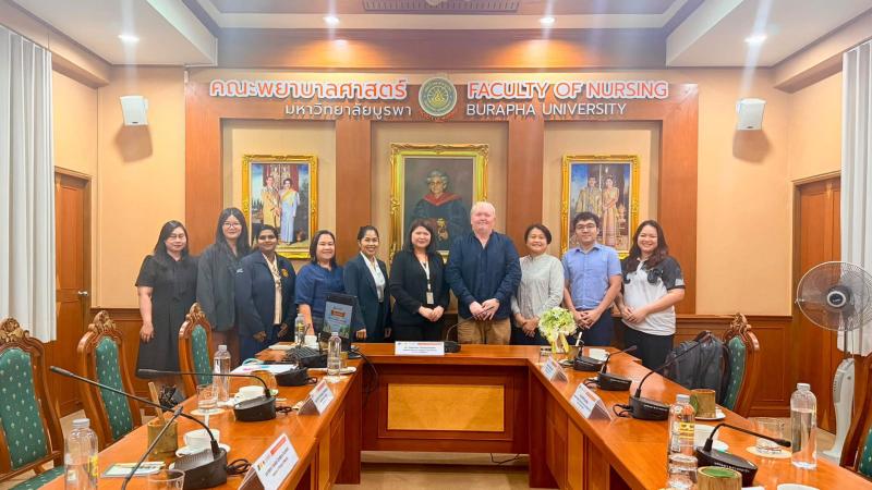 Faculty of Nursing, Burapha University Welcomes Representatives from Queen’s University Belfast to Discuss Academic and International Collaboration